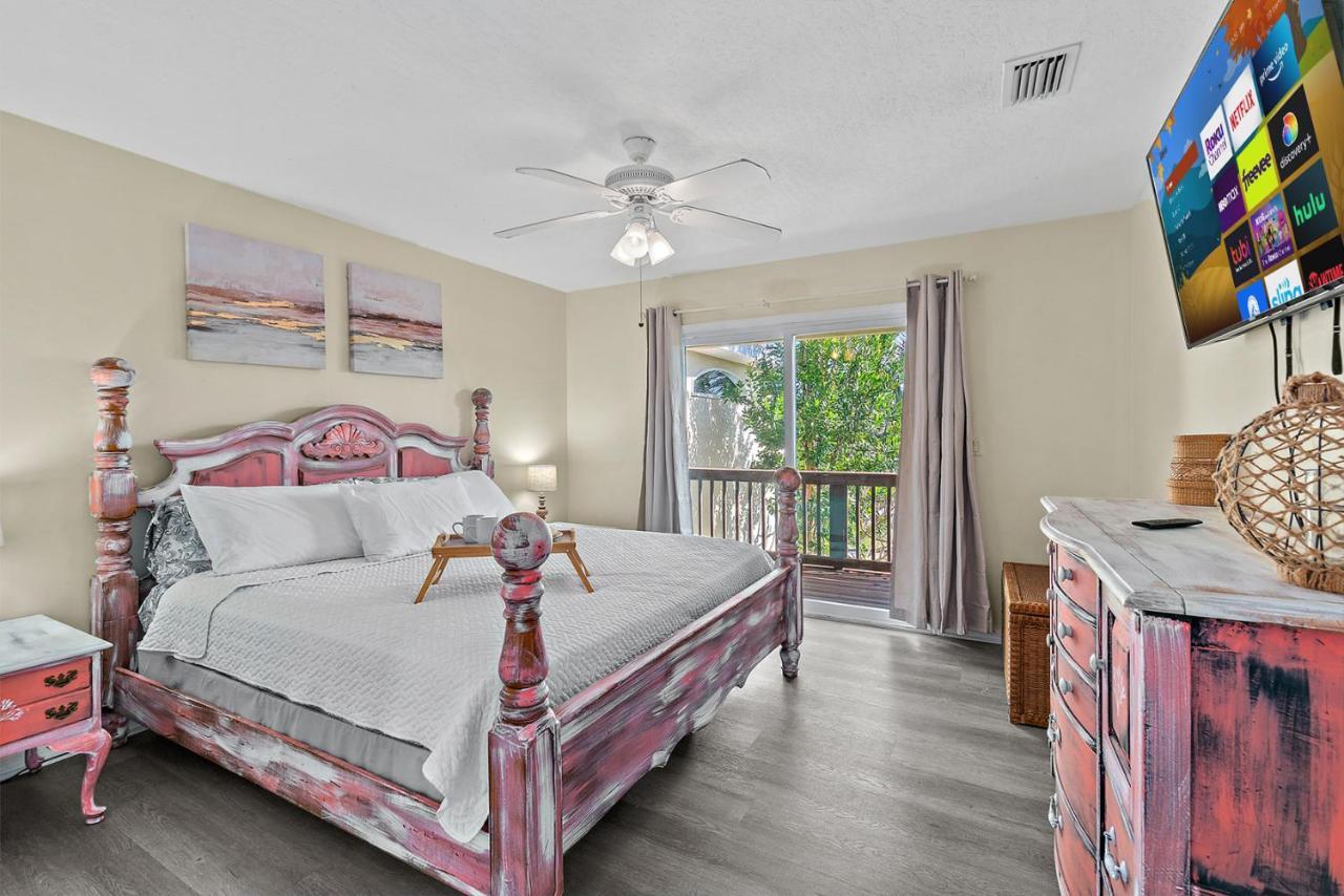 Surfside Paradise Retreat - 3Br And 2Ba Duplex, Grill, Dog Friendly - Close To The Beach! Melbourne Dış mekan fotoğraf